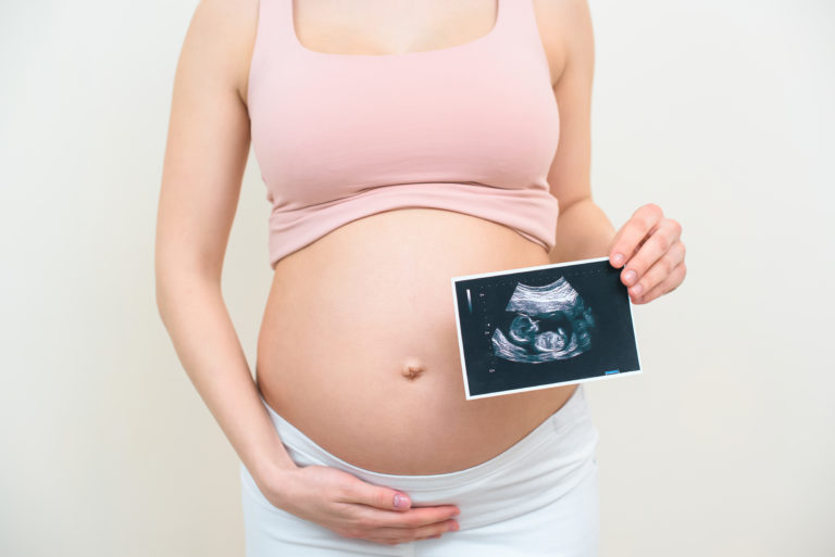 Schwangerschaft in Wochen, Monaten und Trimestern